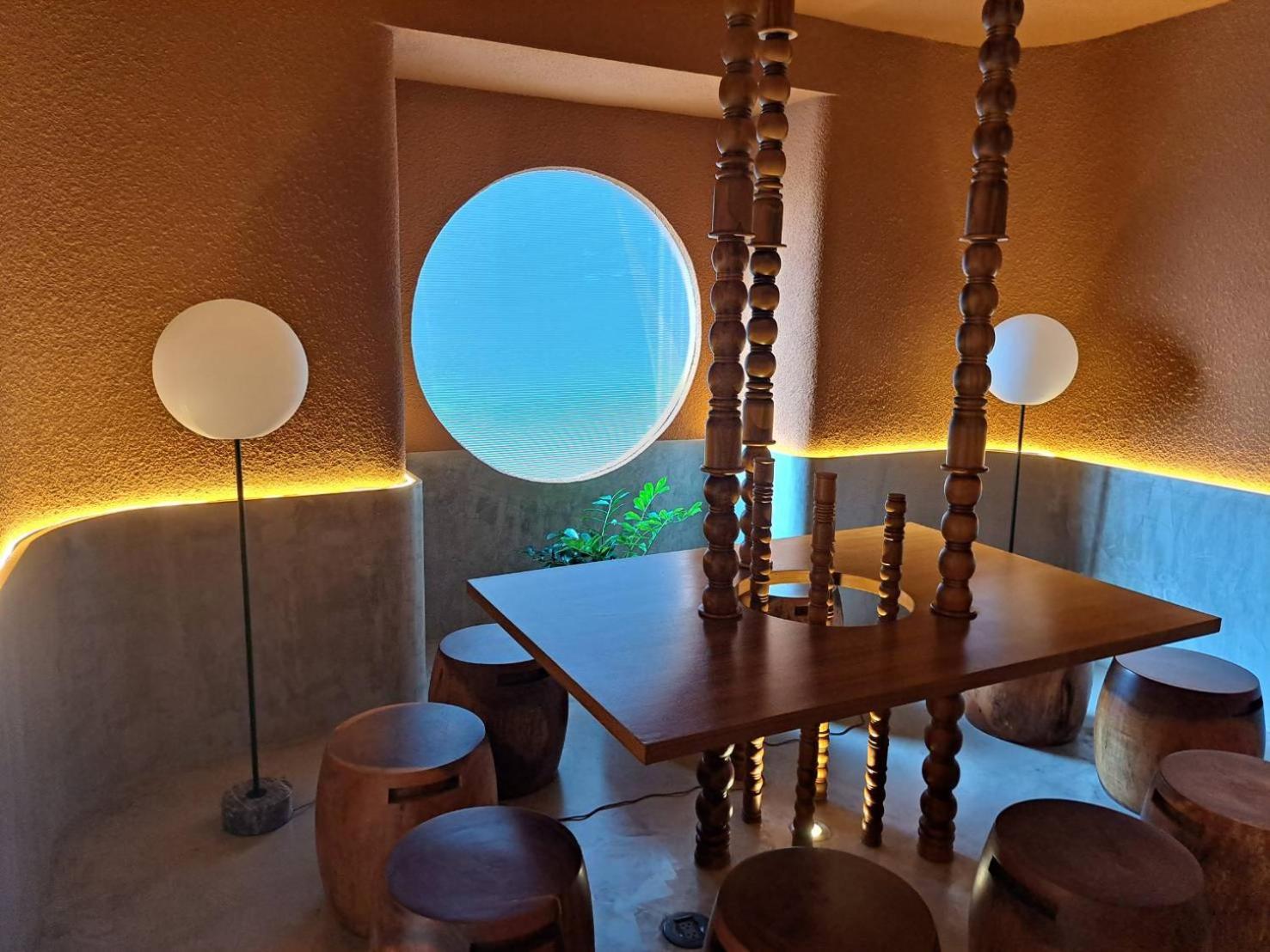 Mai Hotel Чиангмай Экстерьер фото