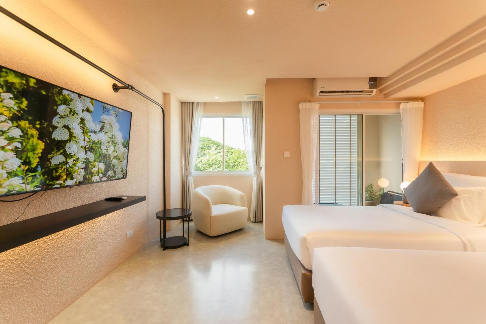 Mai Hotel Чиангмай Экстерьер фото